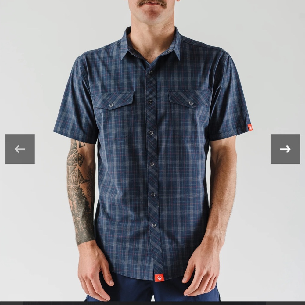 Rabbit Plaid Men’s Shirt Medium